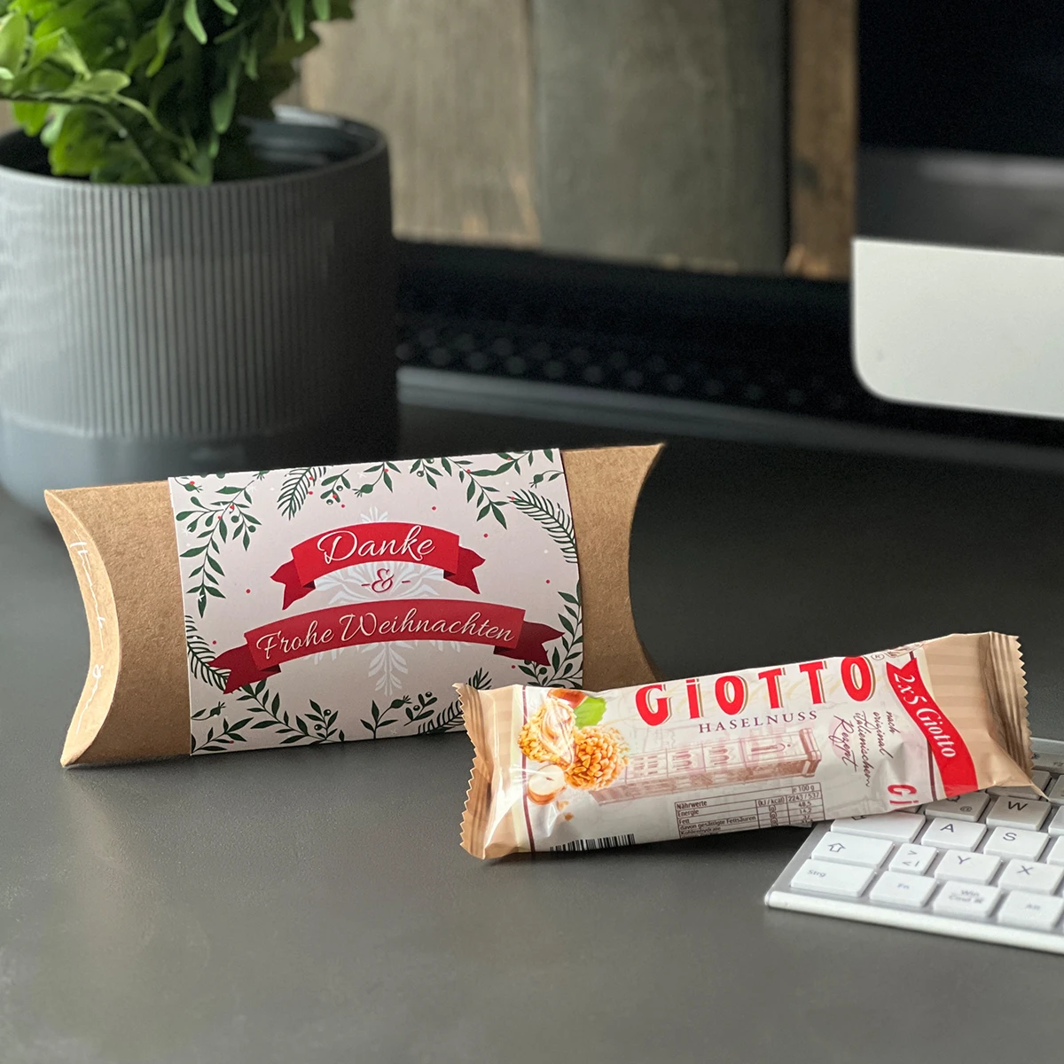 Pillowbox "Danke & Frohe Weihnachten" - Giotto 1 Pillowbox "Danke & Frohe Weihnachten" - Giotto
