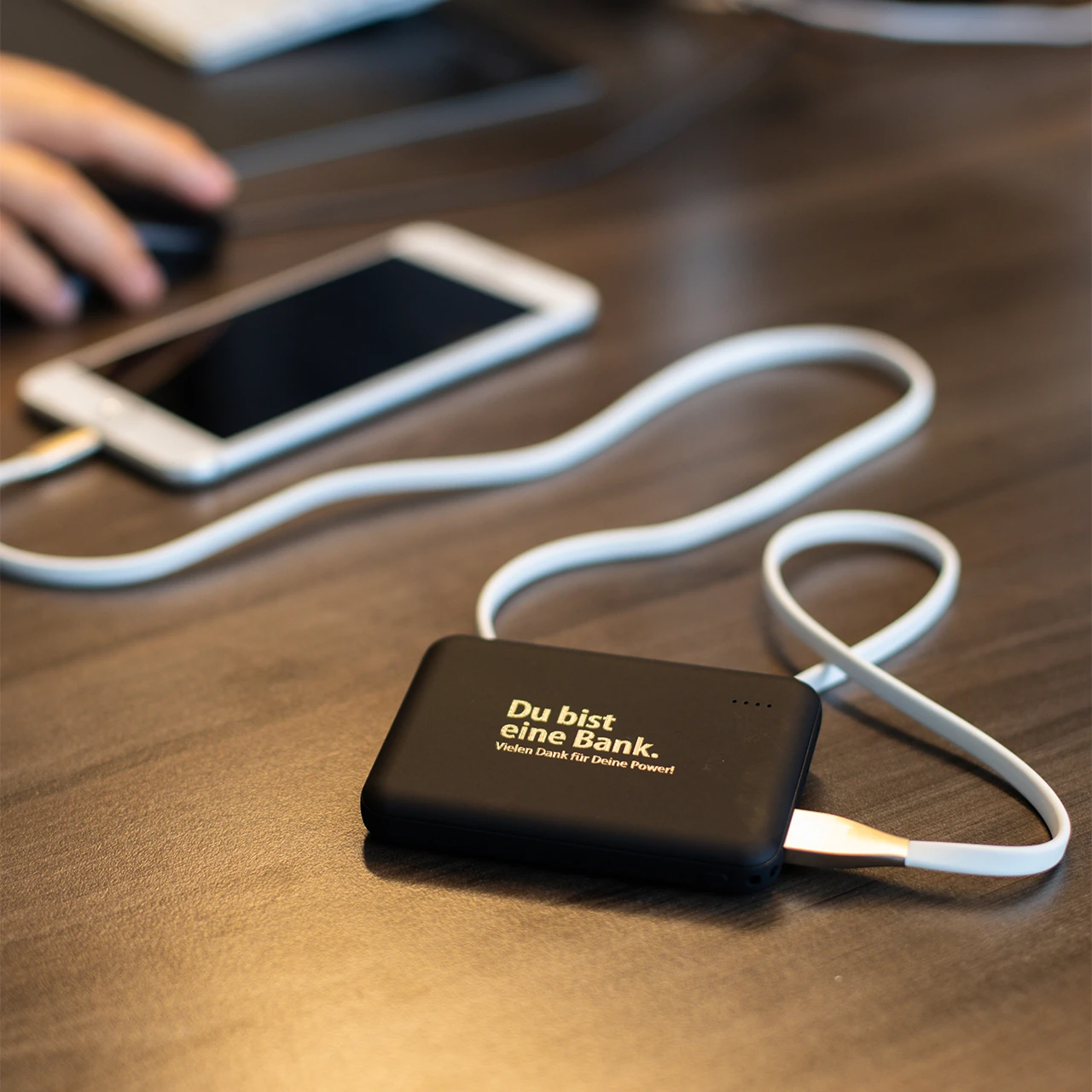 Powerbank „Du Bist Eine Bank" 2 Powerbank „Du Bist Eine Bank" – Bild 2
