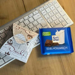 Geschenkpaket "Danke International" - Ritter Sport 9 Geschenkpaket "Danke International" - Ritter Sport -KleineGeschen Geschaft WP13179 Geschenkpaket Danke RS 2 84513